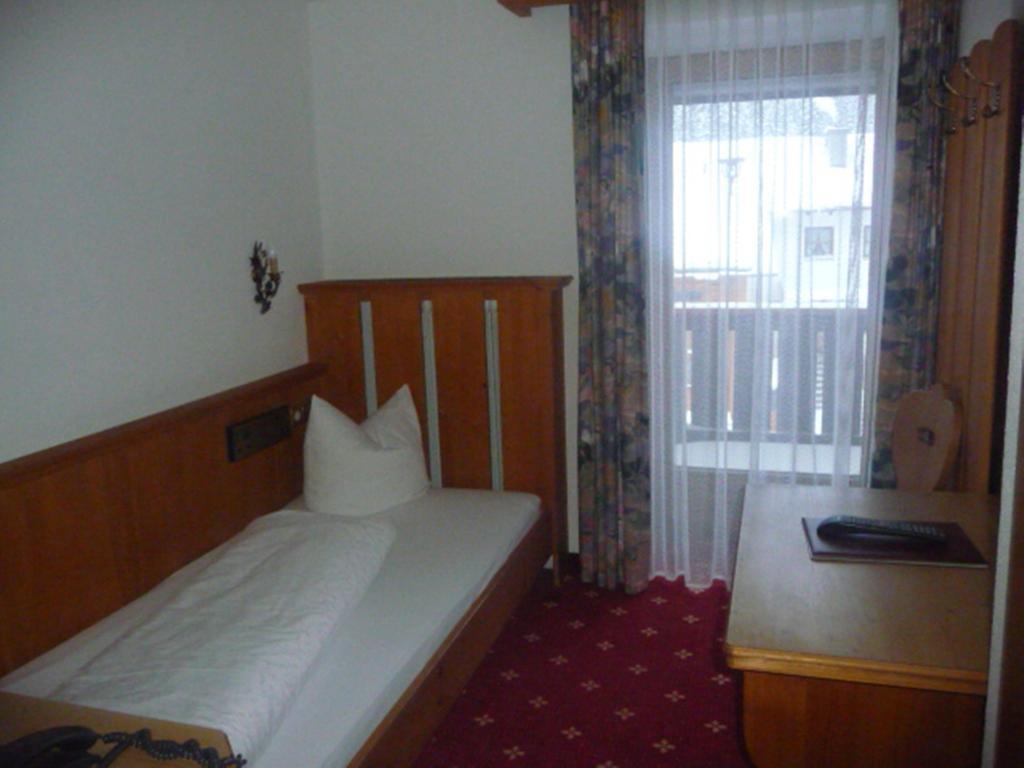 Hotel Valisera Galtür Стая снимка